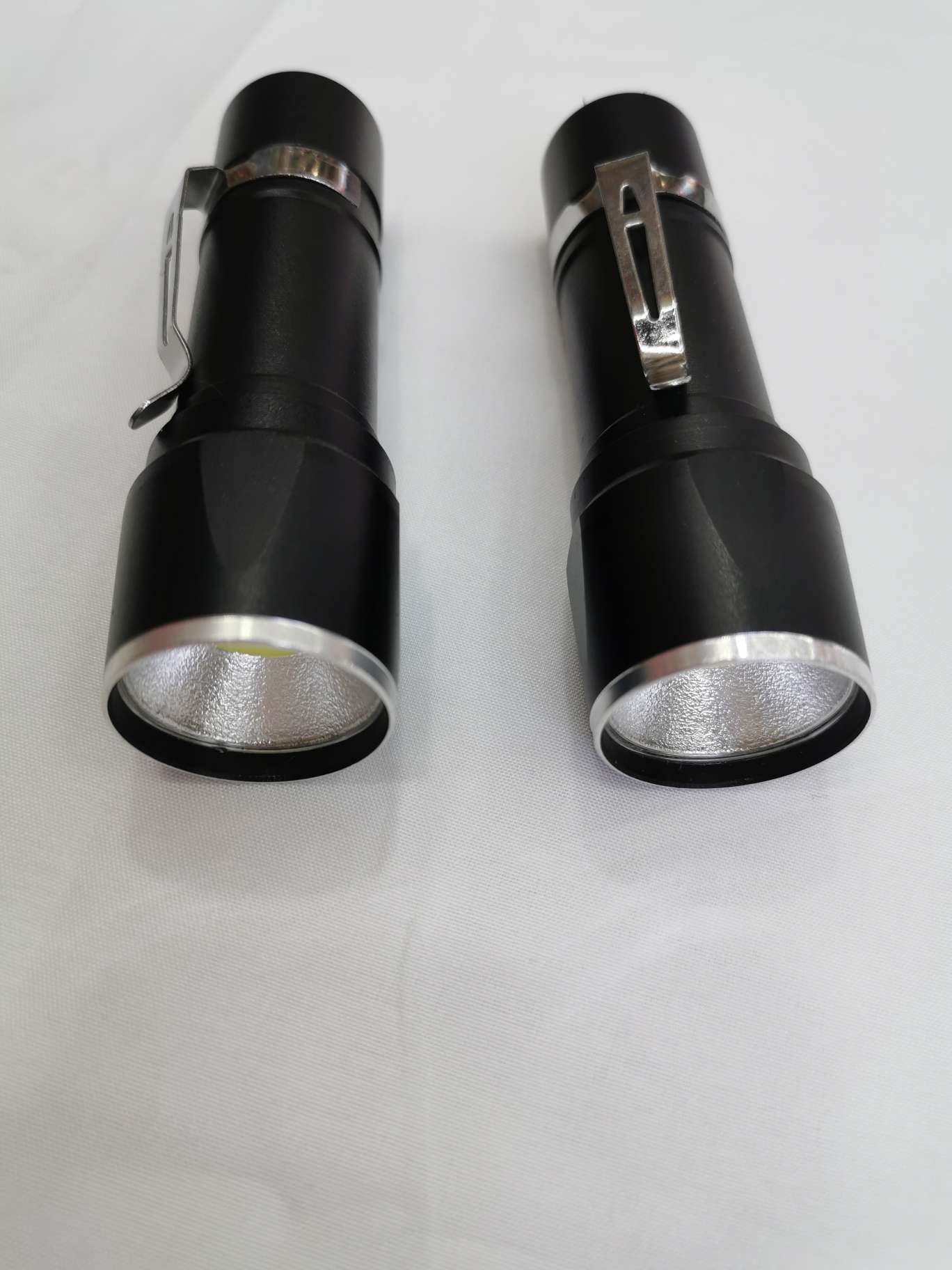 COB合金LED手电筒
240个一箱详情图10