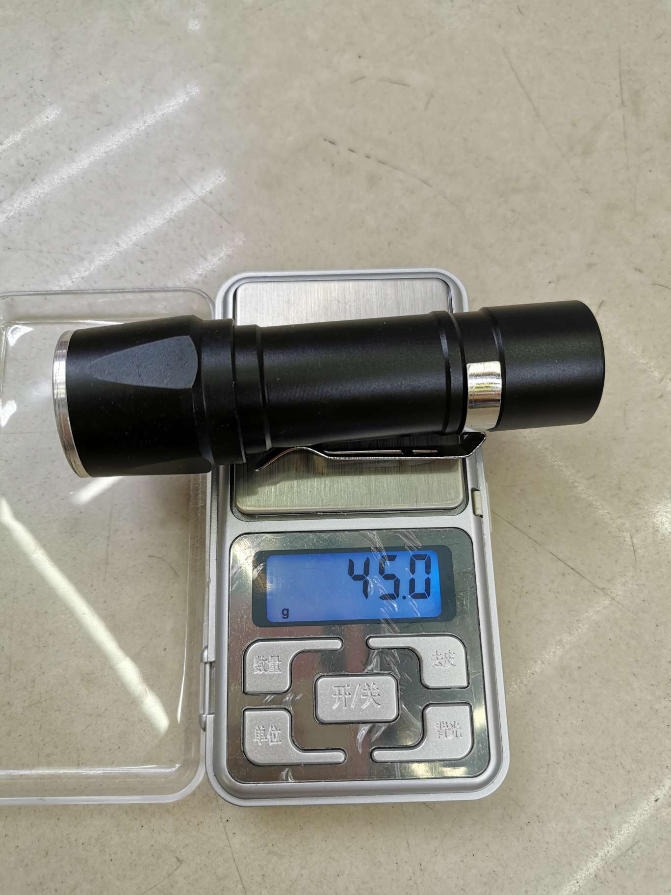 COB合金LED手电筒
240个一箱细节图