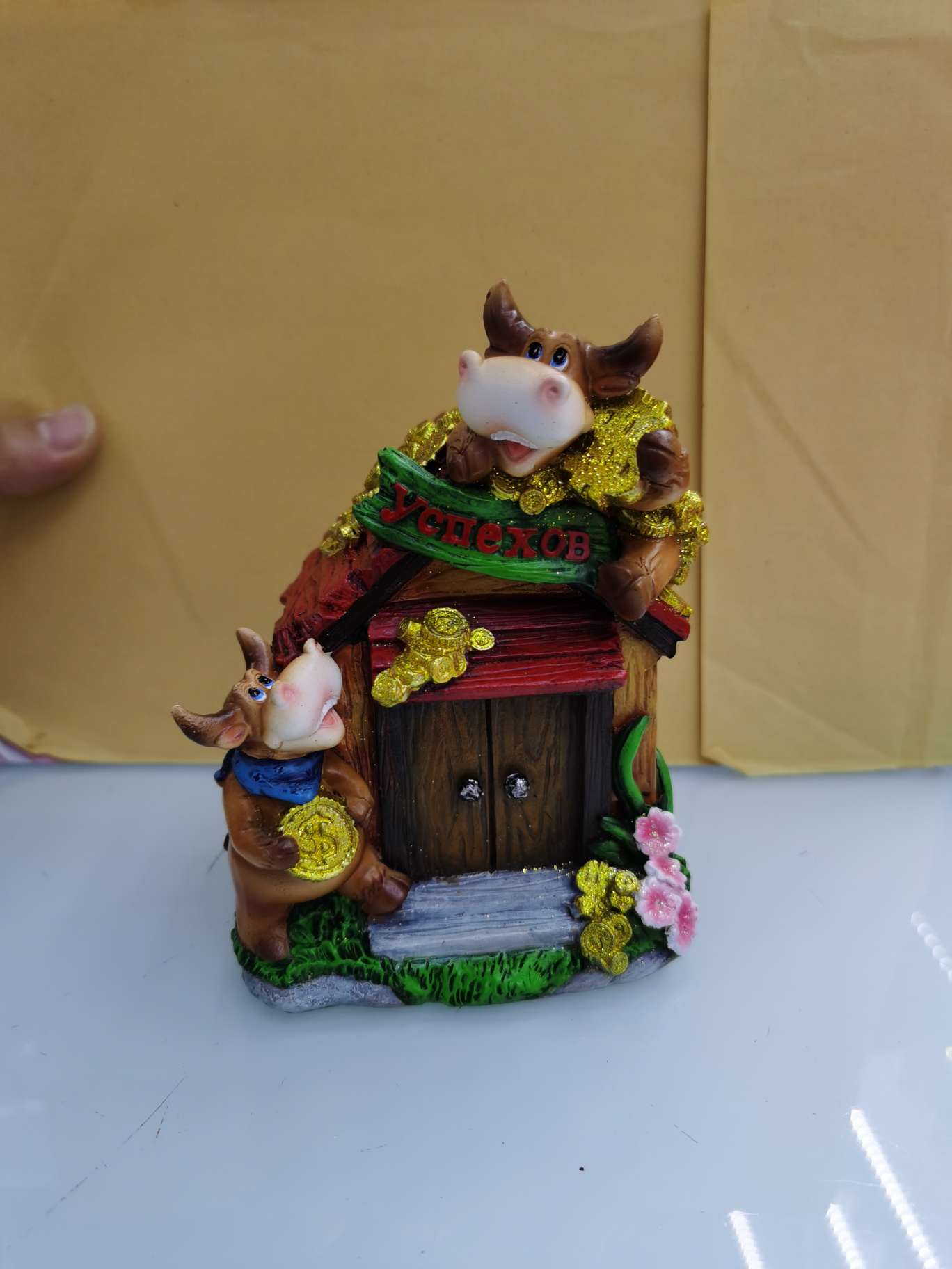 博宇树脂工艺品家居装饰摆件送人礼品房子牛