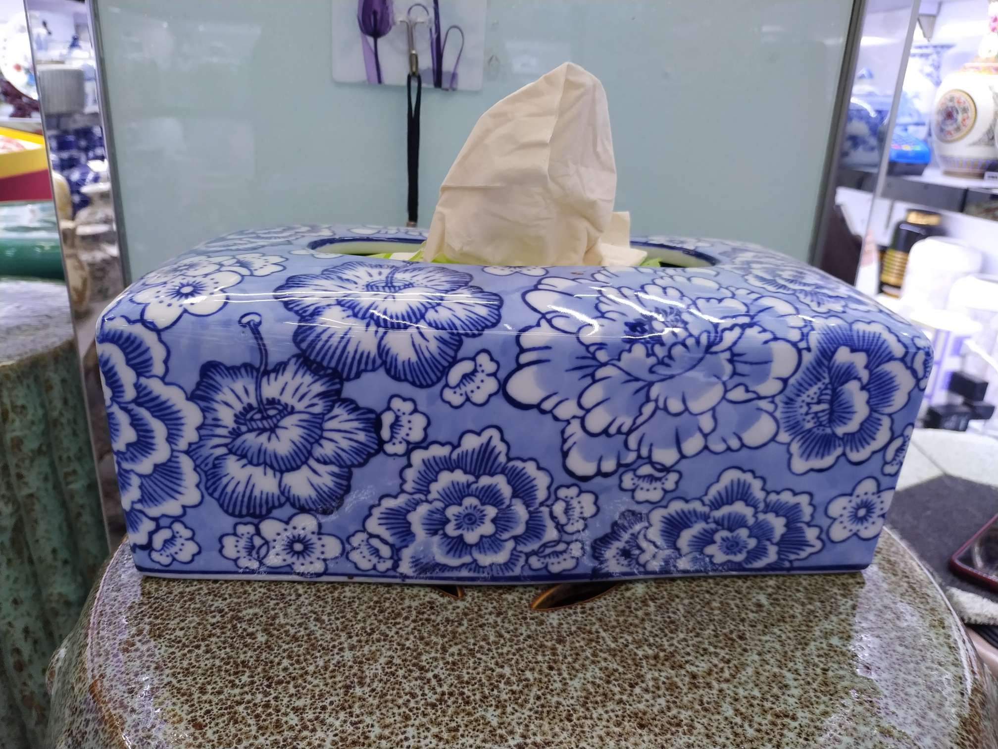 青花瓷器纸巾盒