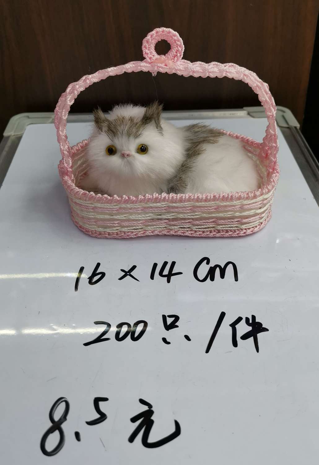 提篮猫摆品 厂家直销新宇工艺仿真猫017款