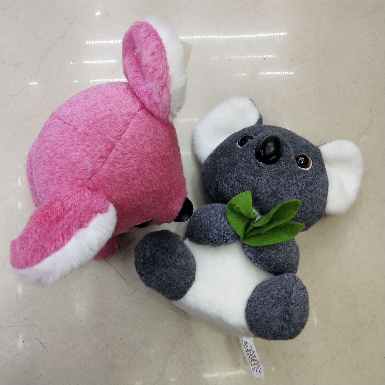 考拉毛绒玩具细节图