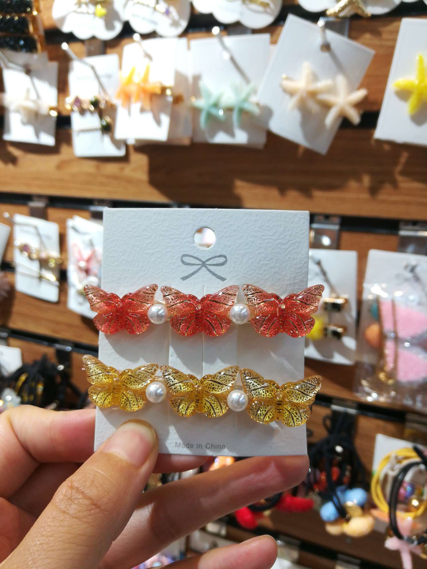 蝴蝶珍珠发夹