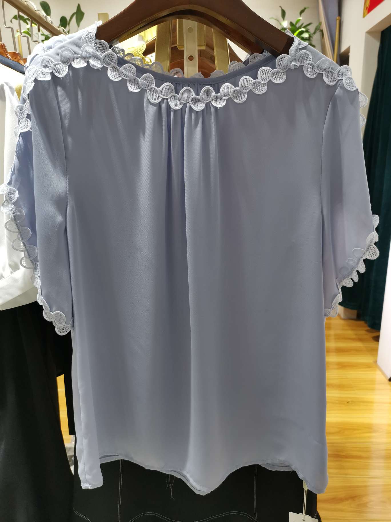 时尚镶边上衣休闲时尚百搭服装女装中长款上衣外套