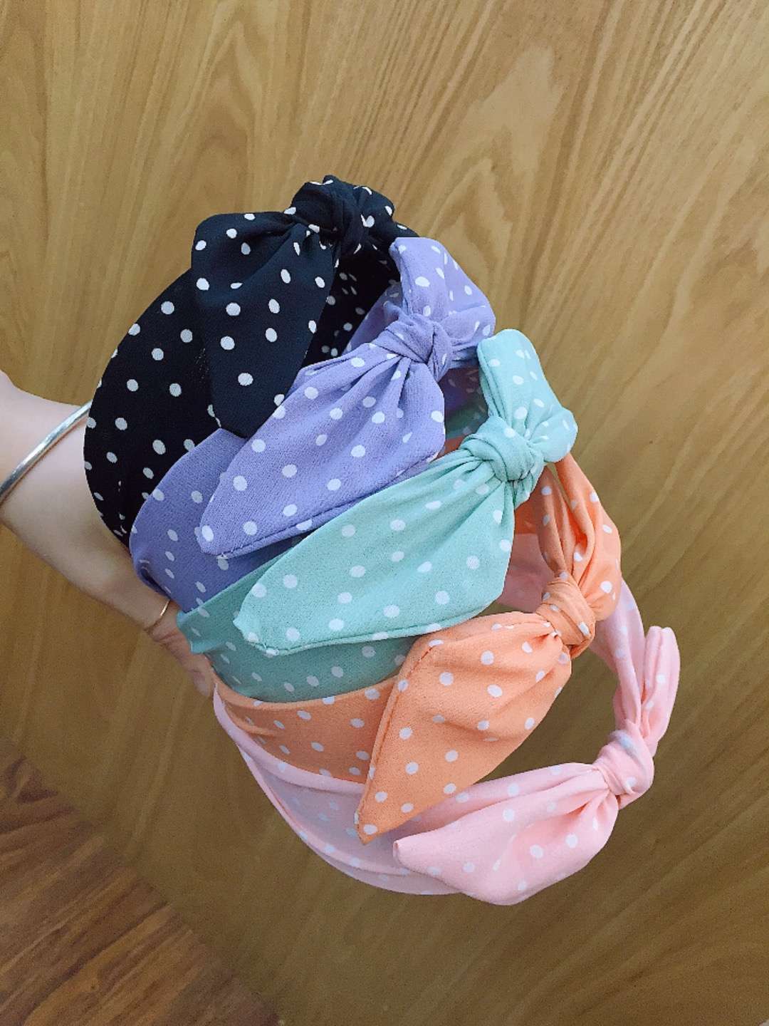 点子斜角少女系列