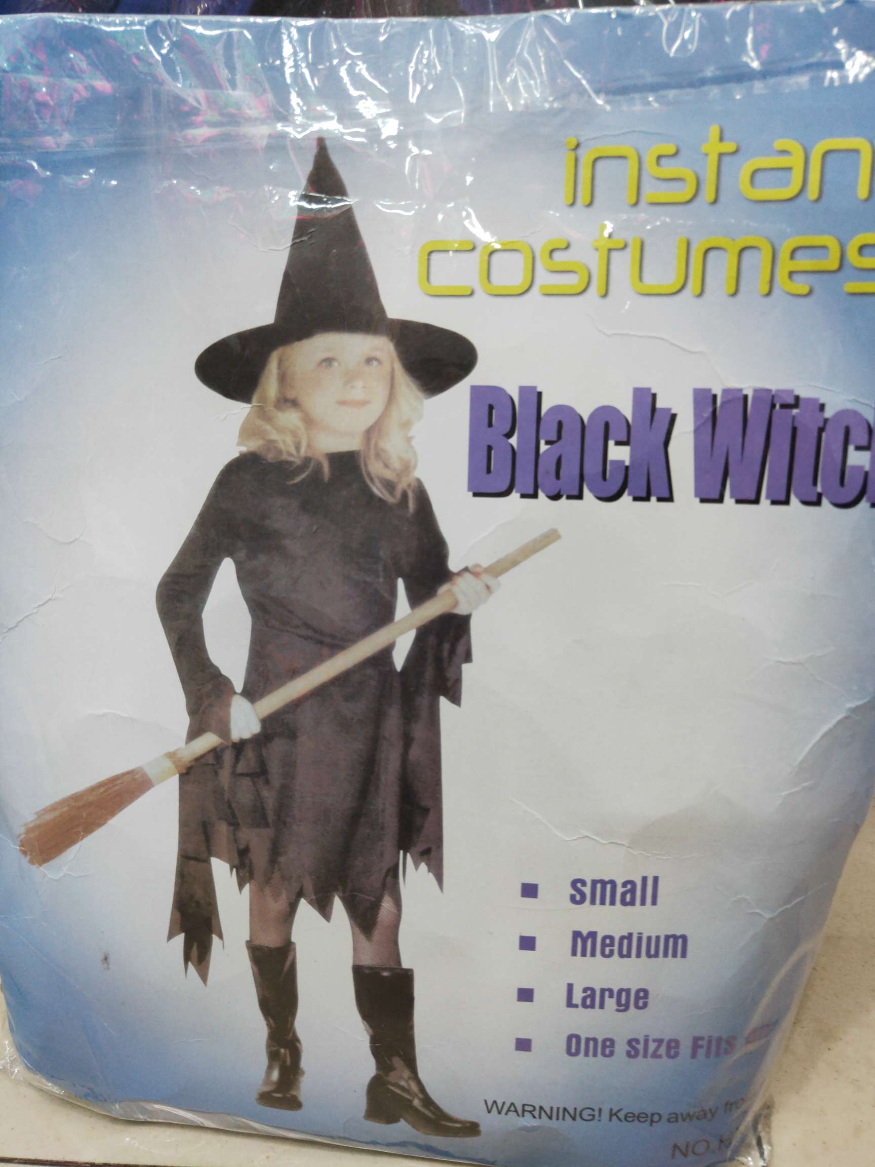 Little witch dress details Picture