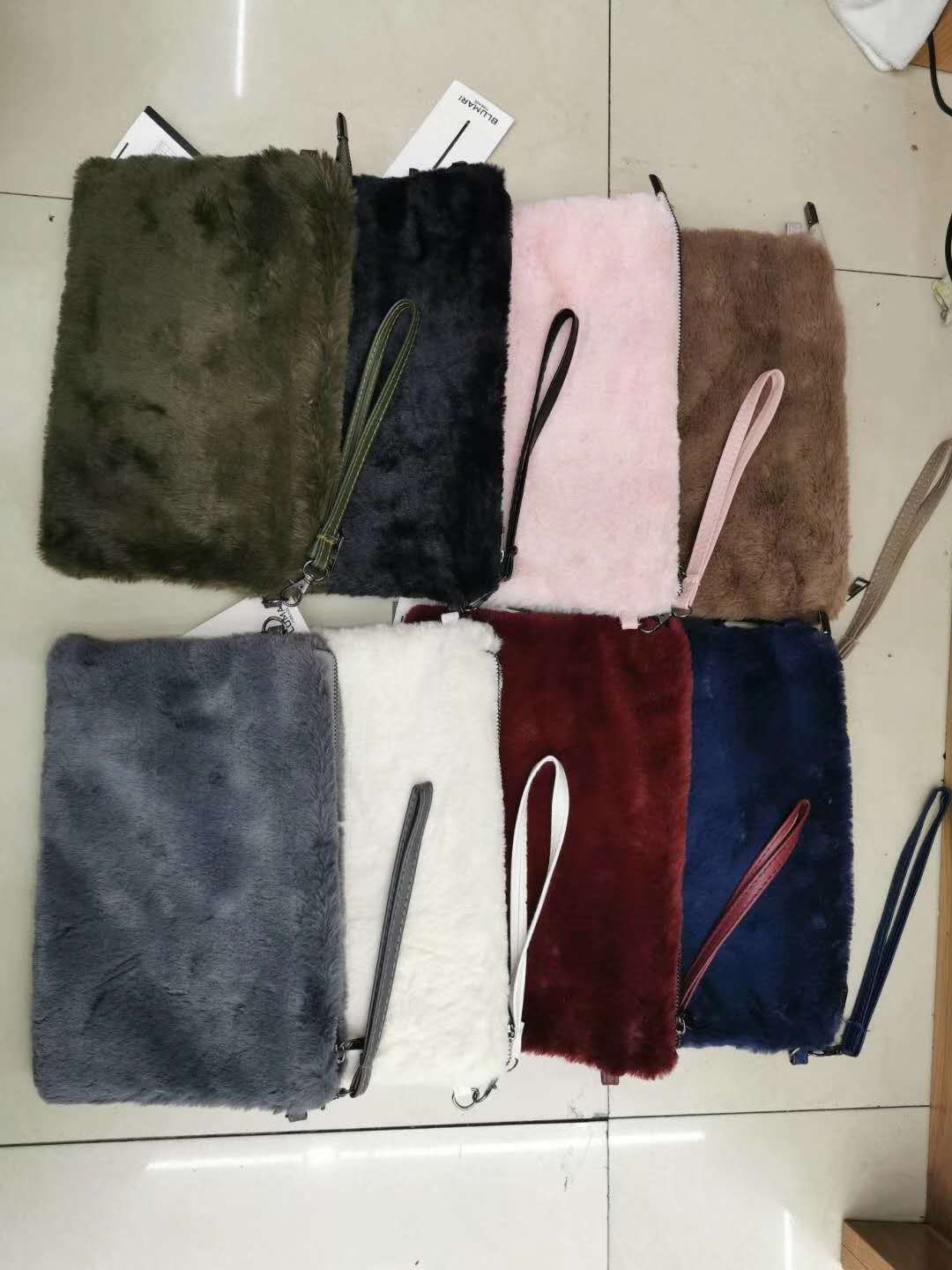 Maomao holds a crossbody bag