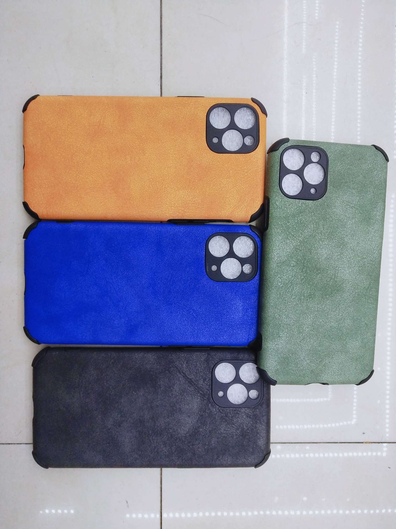 Four-corner slap-proof half-covered leather phone case