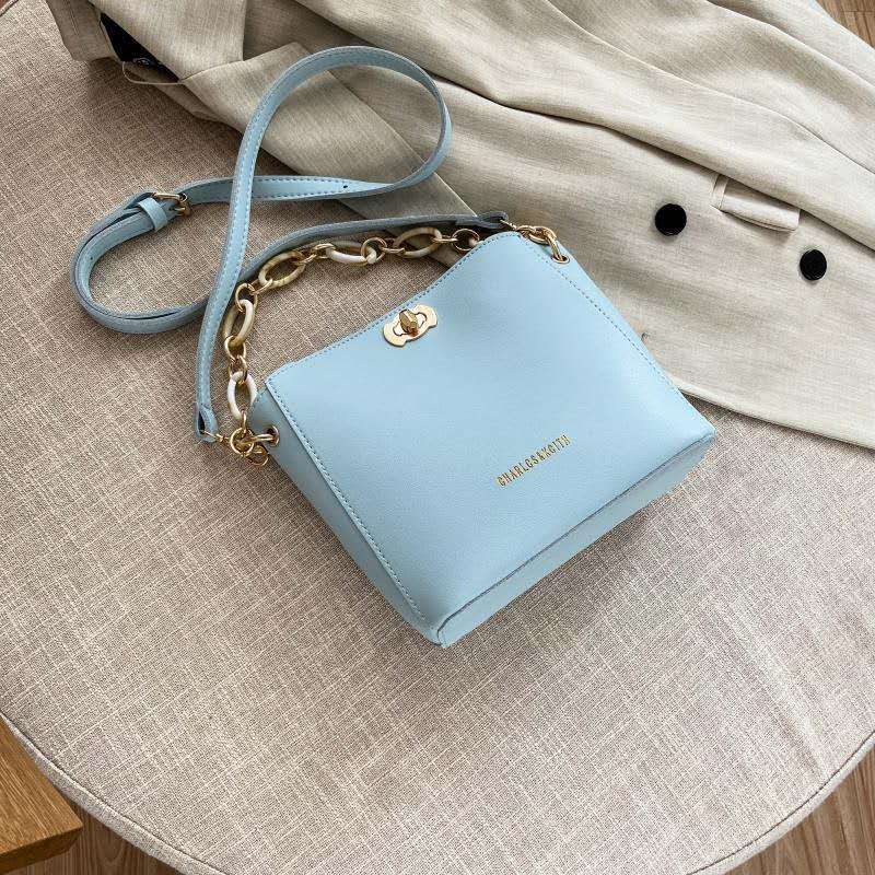Custom-made new all-PU crossbody bags for both domestic and export sales Item Picture