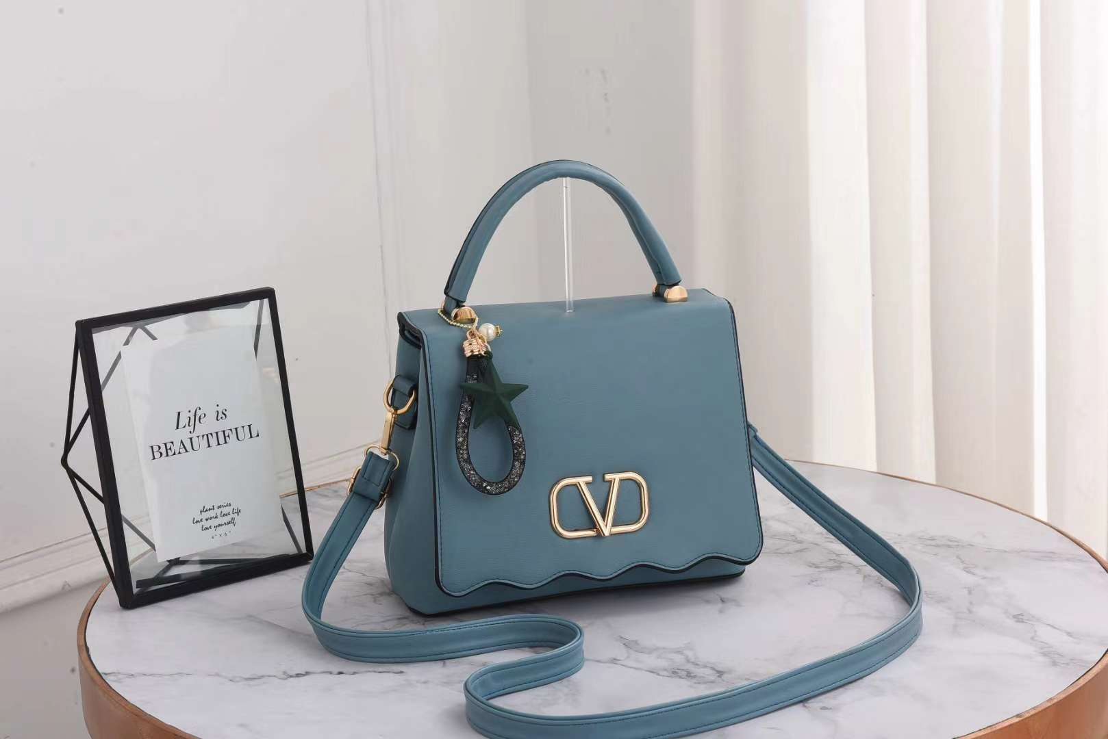 Custom-made new all-PU single-shoulder handbag letters for both domestic and export sales details Picture