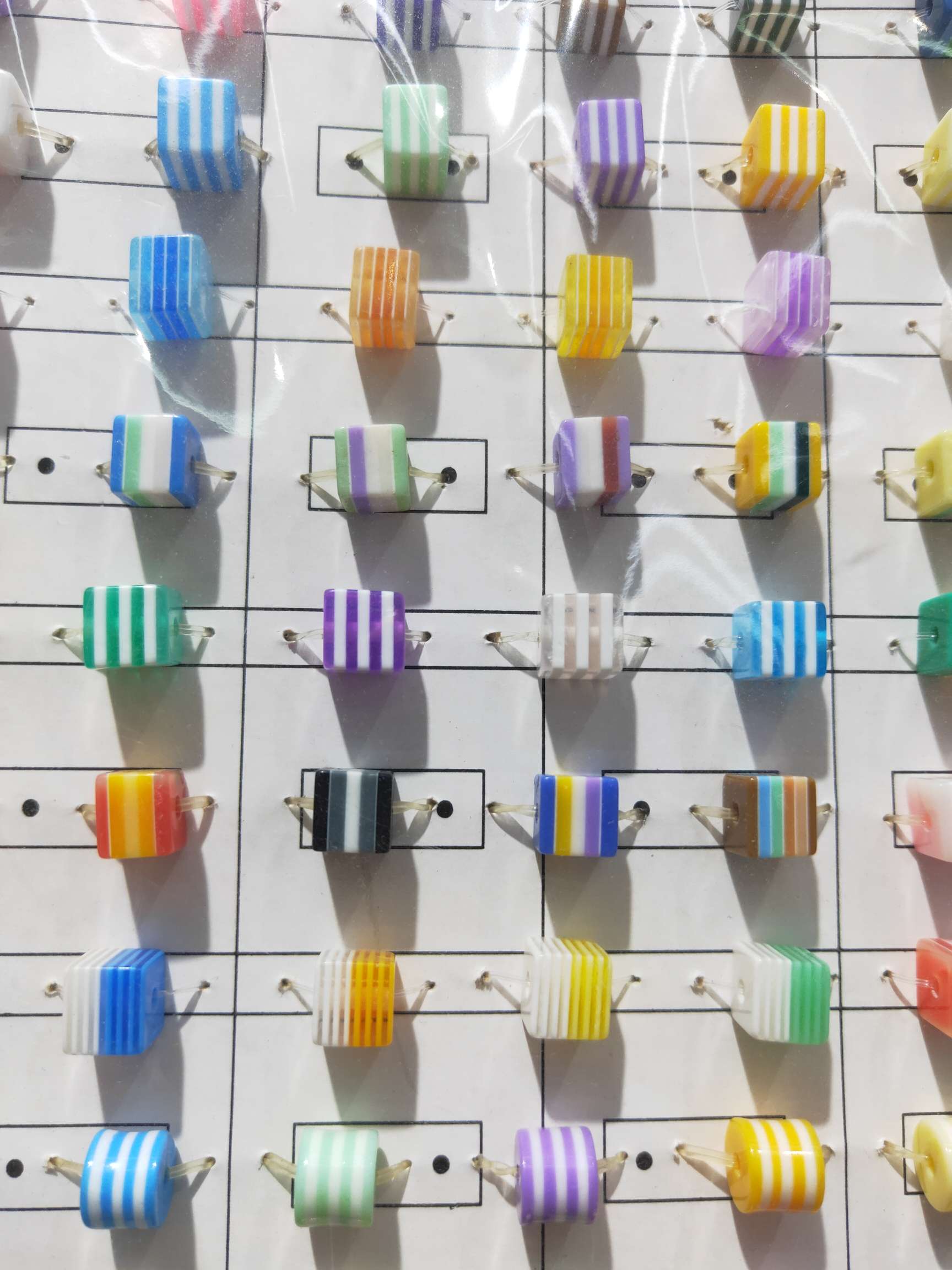 Resin-layered square accessories thumbnail