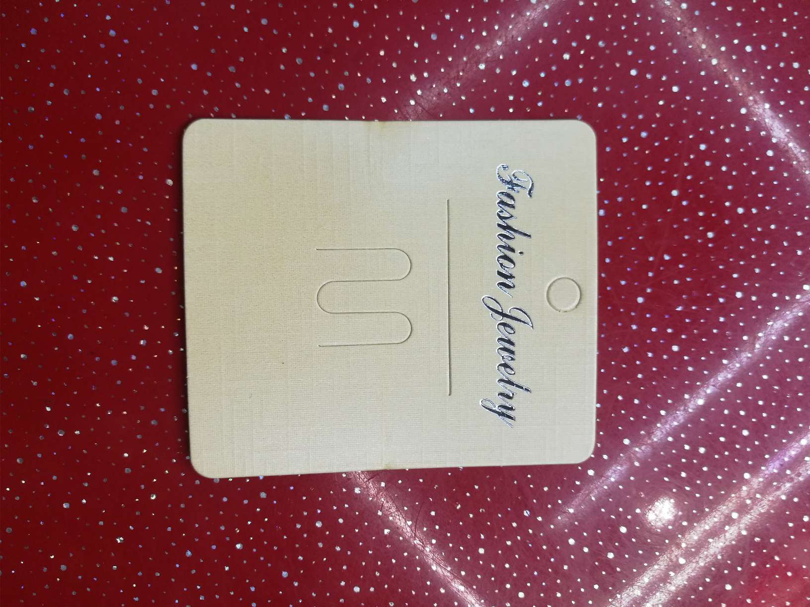 卡片卡片特种纸胸针卡
规格6.2*7.2cm产品图