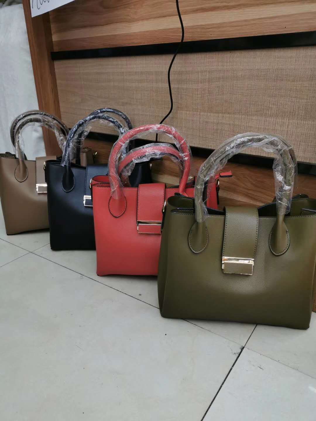 Women's bags, can be carried across the body thumbnail