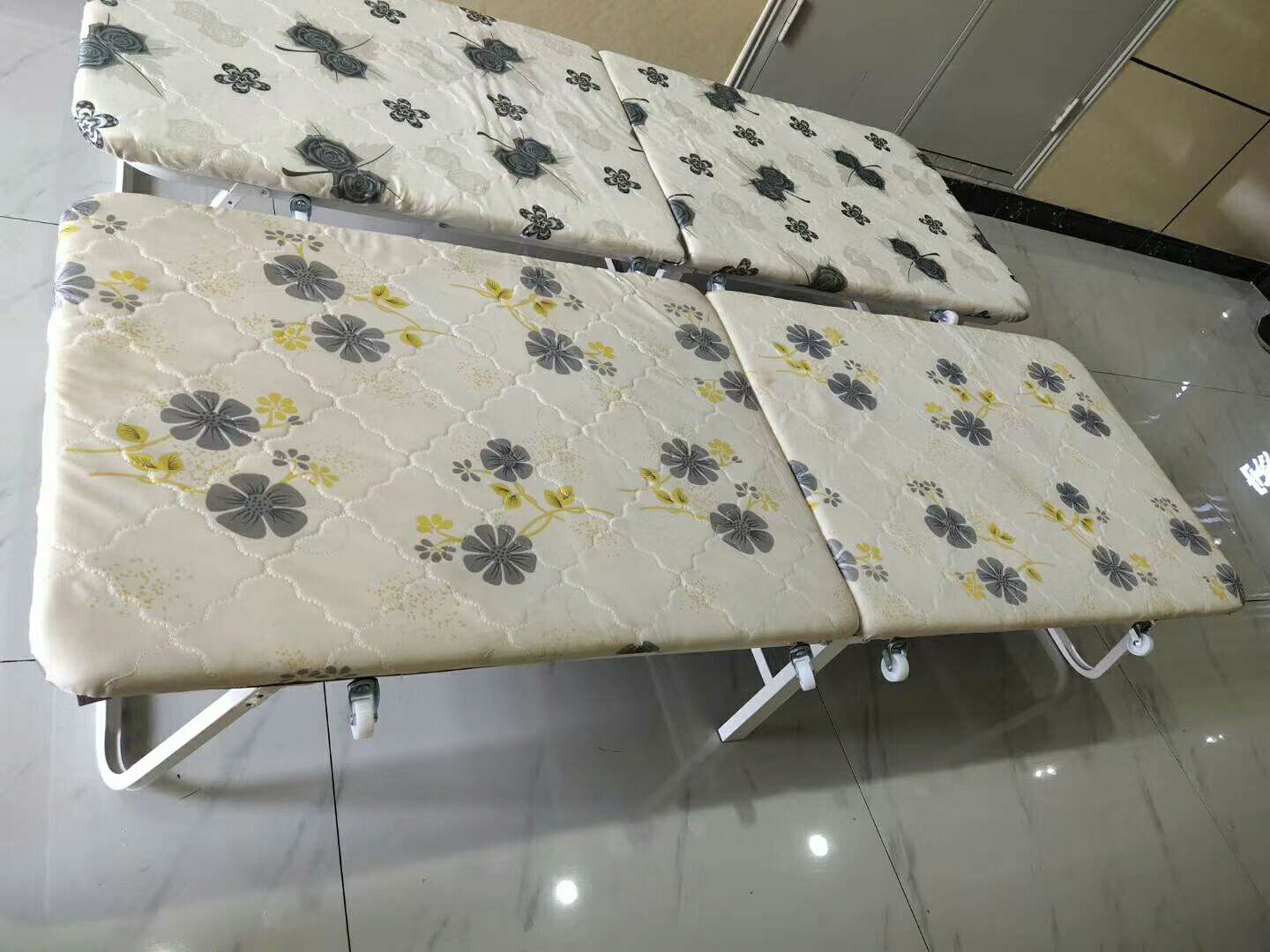 新款折叠床单人户外行军床 板式海绵折叠床批发 量大优惠细节图