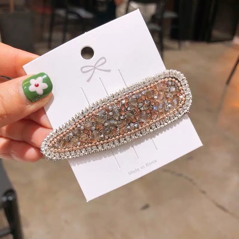 South Korea Dongdaemun Instagram Celebrity Side Clip Cross-Border Explosive Broken Hair Clip Elegant Lovely Fairy Bb Clip Hair Accessories Application Scenario
