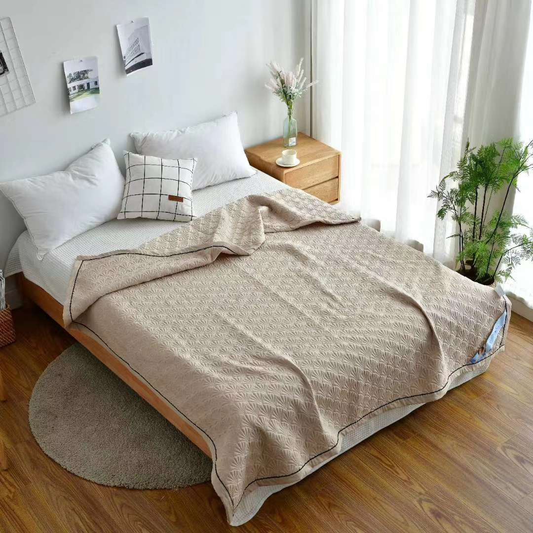 Quilted Washed Cotton Summer Quilt. Multifunctional Quilt Can Be Spread And Covered undefined