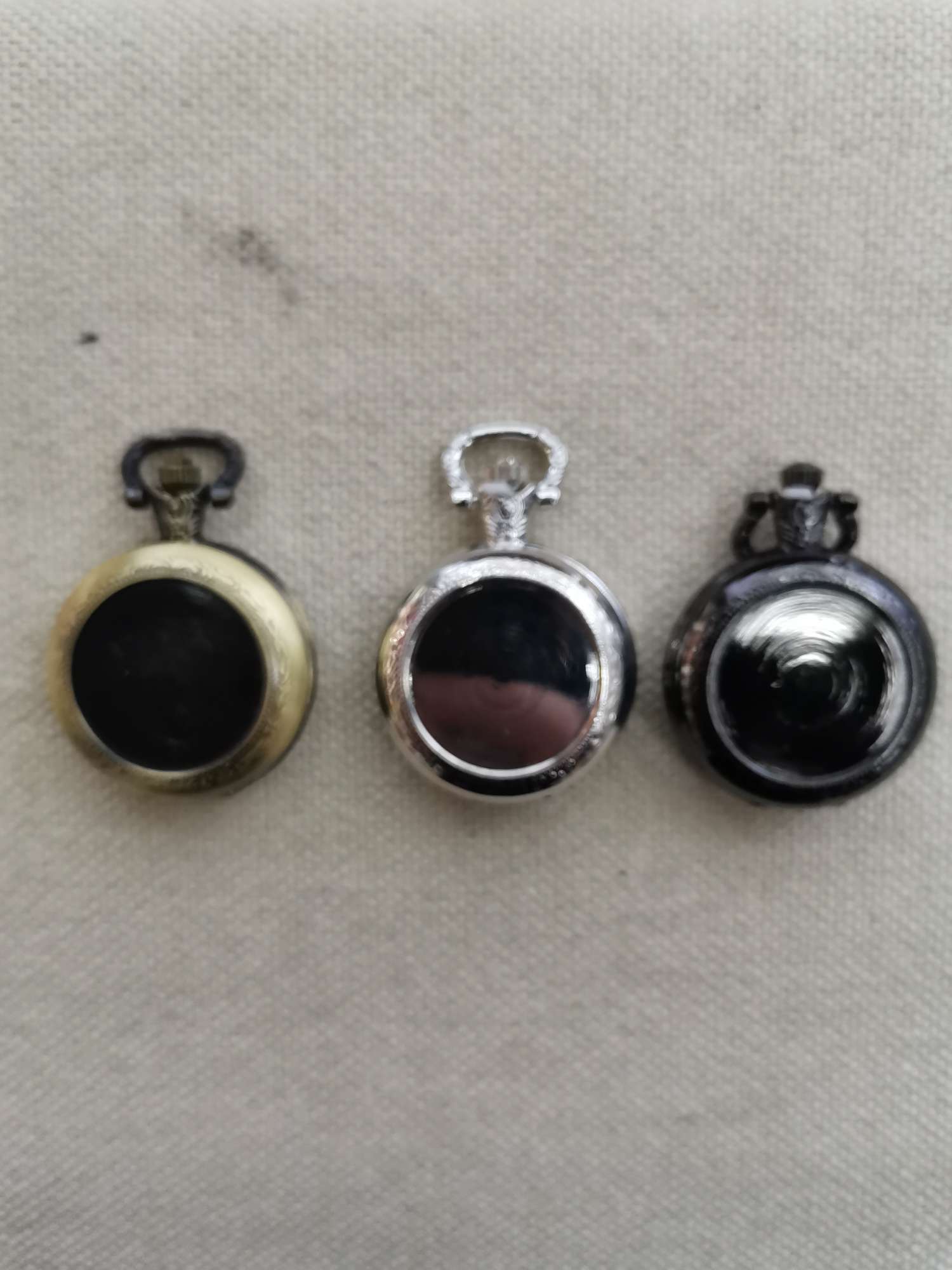 Wholesale of best-selling pocket watches from street stalls, including antique medium-sized quartz pocket watches with surface mount and antique copper vintage necklaces Specification image