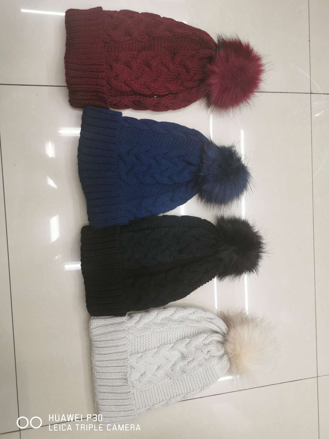 Twist Hat 111