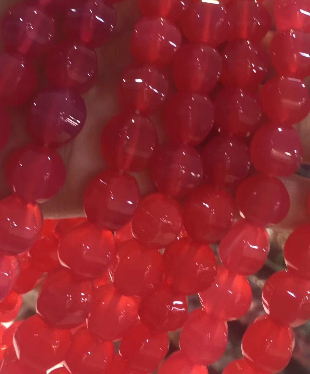 Natural agate crystal-clear pumpkin beads are a bestseller in Douyin live streaming DIY Application Scenario