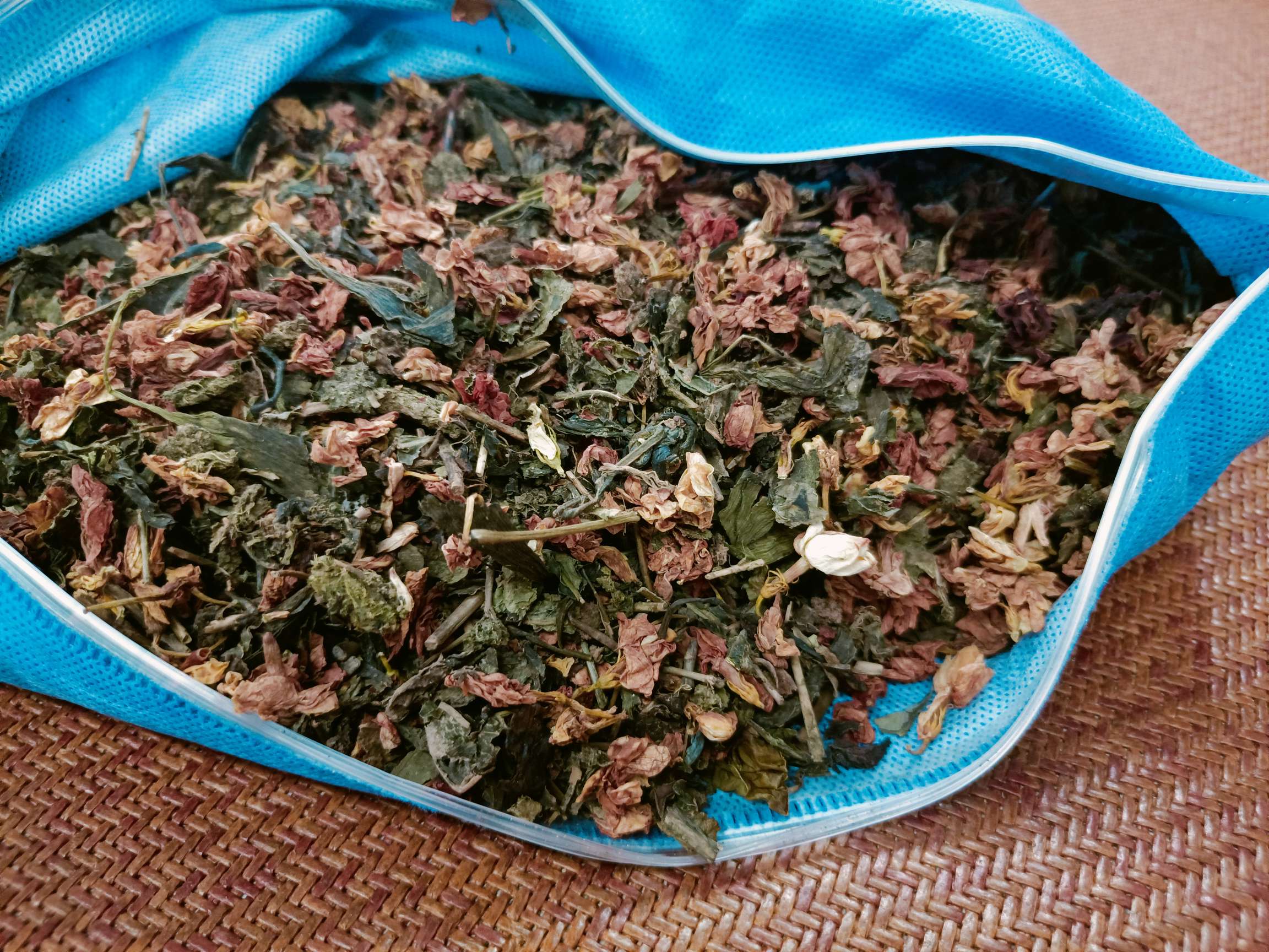 Summer Fragrance To Help Sleep Tea Pillow Floral Pillow Application Scenario