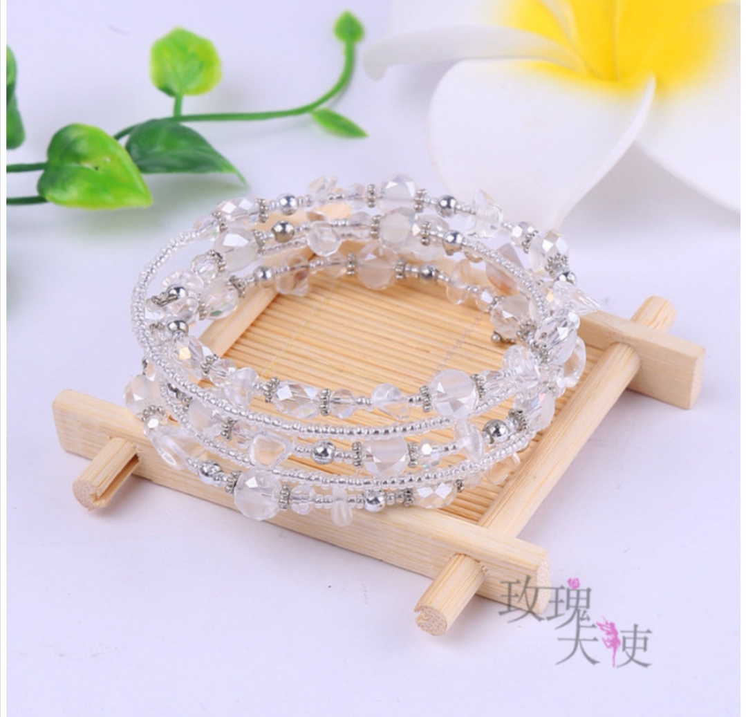 A popular Korean-style natural stone multi-ring bracelet undefined