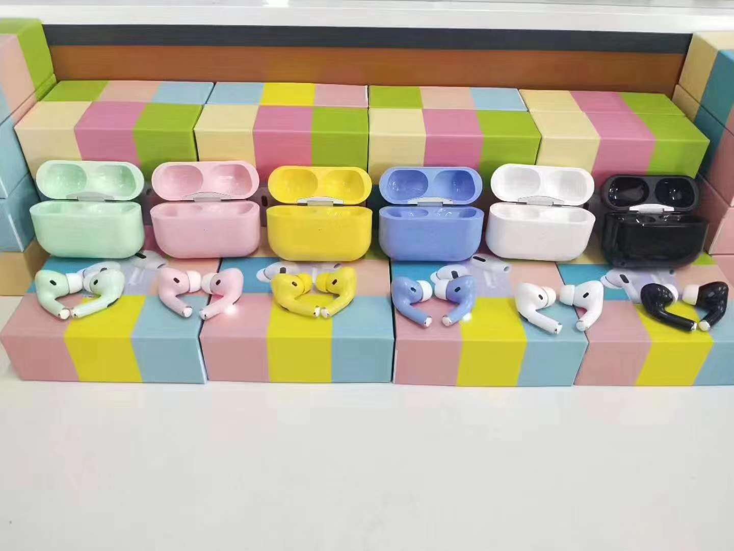 蓝牙耳机实物图