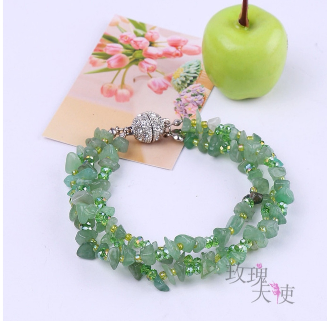 Cristal natural grava ágata pulsera mujer multicapa imán hebilla pulsera burst Application Scenario