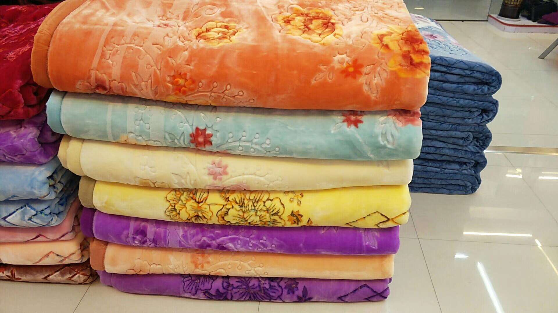 Yiwu Good Goods, High-Grade Raschel Blanket 10 Kg Single Double Bed Thickened Double Blanket Winter Warm Wedding Blanket Quilt. Item Picture