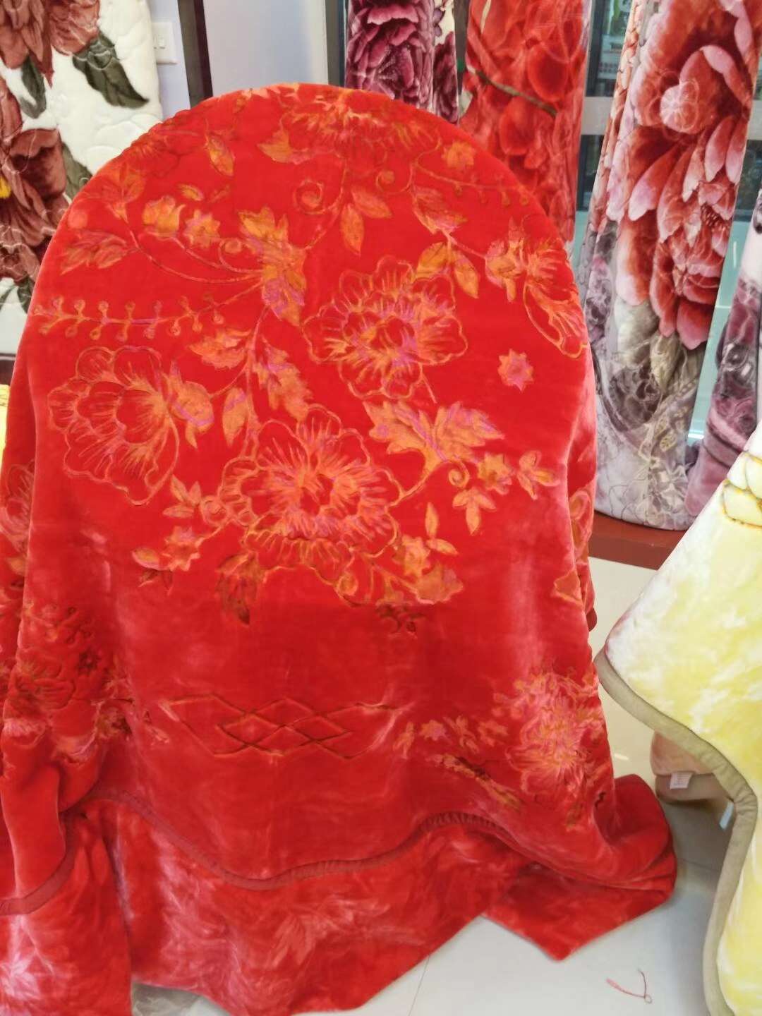 Yiwu Good Goods, High-Grade Raschel Blanket 10 Kg Single Double Bed Thickened Double Blanket Winter Warm Wedding Blanket Quilt. details Picture