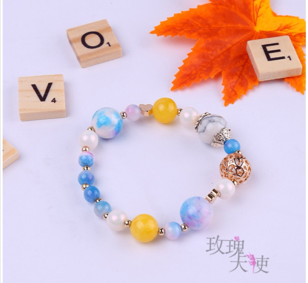Fashionable Korean-style bracelet accessories, beautiful natural stone agate bracelet, hollowed-out ball women's bracelet bestsellers Item Picture