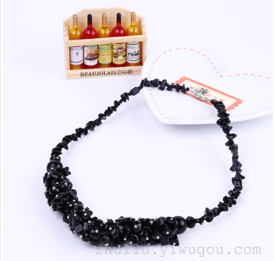 Rose Angel Handmade Fashion Natural crushed stone agate crystal necklace collarbone chain details Picture