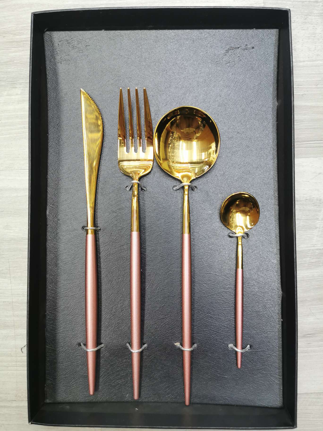 Portuguese four-piece set Specification image