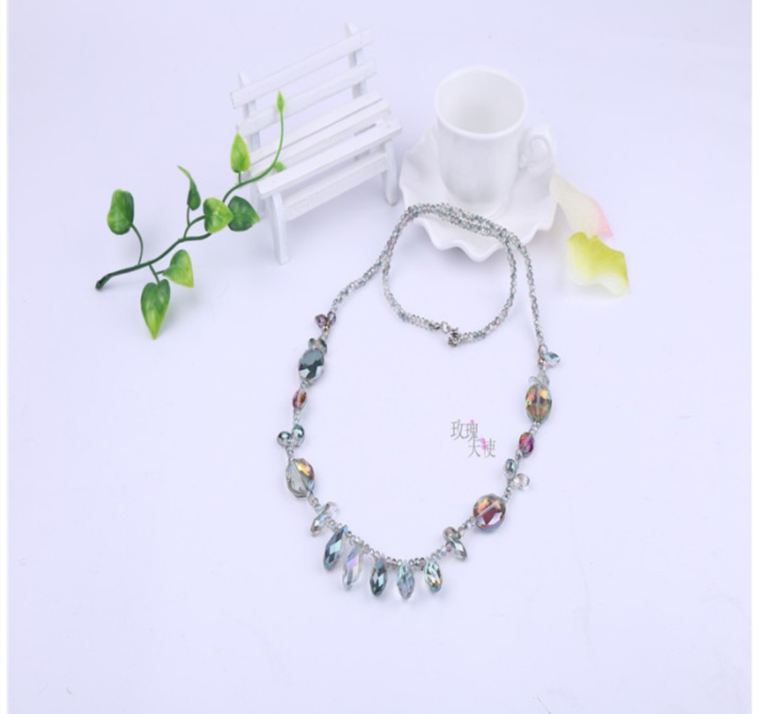 Rose Angel Classic handcrafted crystal beaded long versatile sweater chain water drop Necklace, a best-selling women's accessory Application Scenario