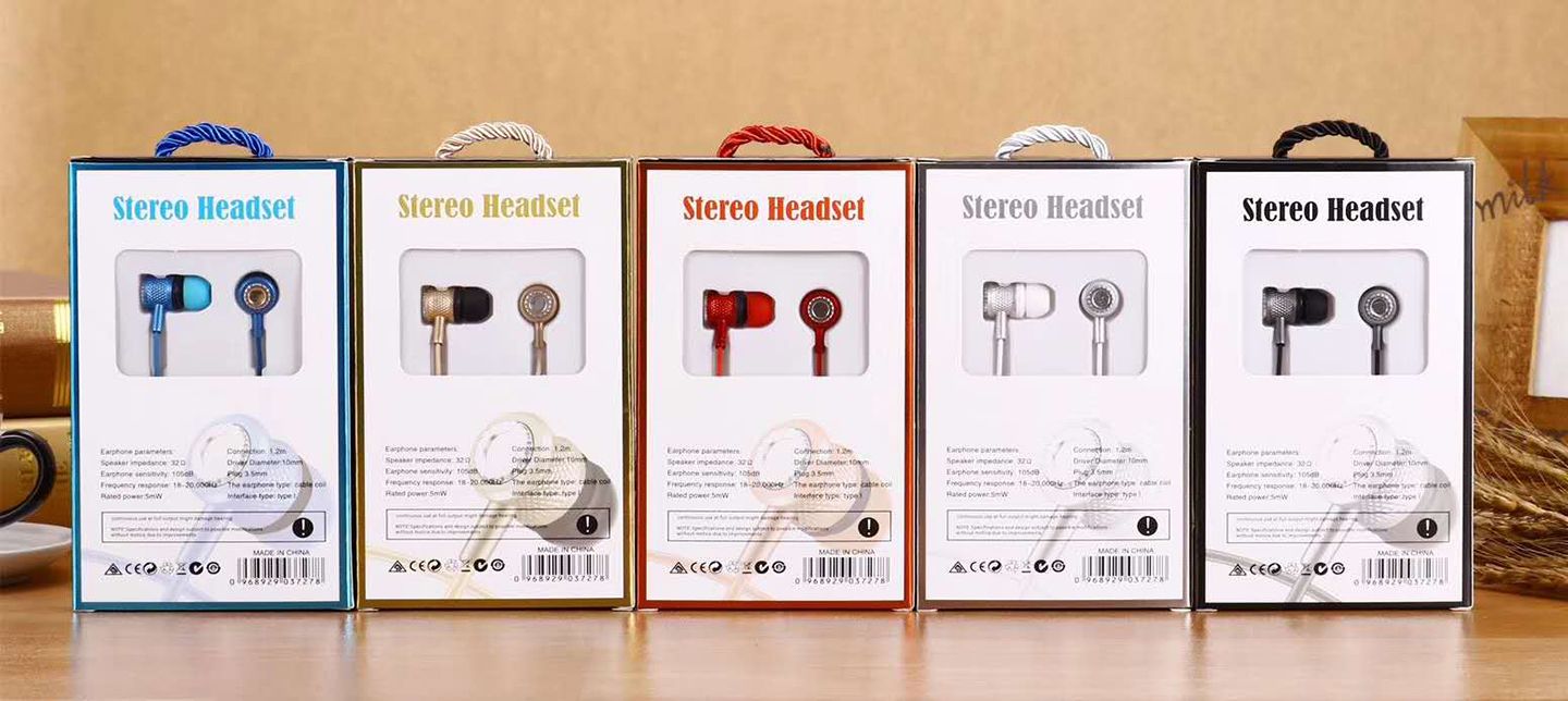 The KY-61 mobile phone headphones come with a microphone undefined