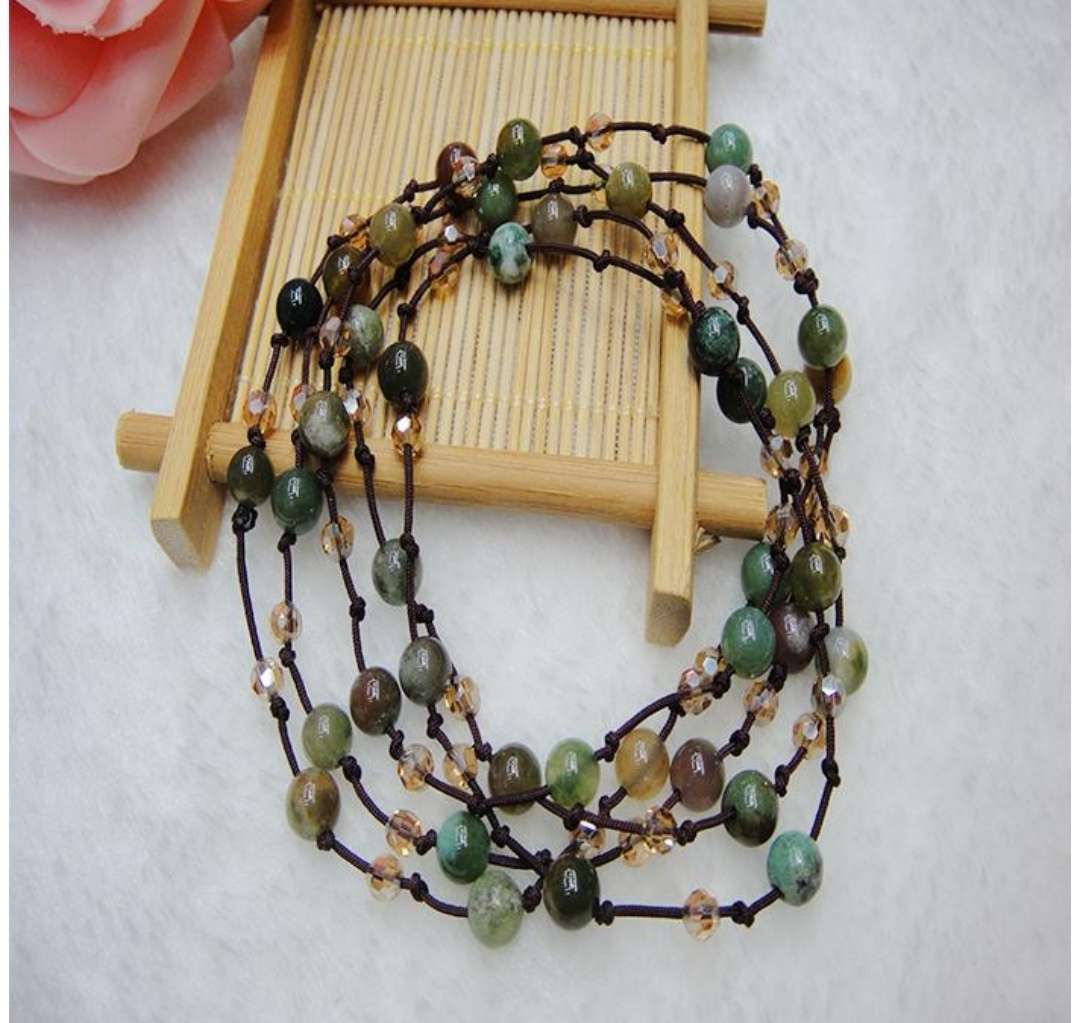 Bohemian multi-layer agate crystal short necklace, women's fashionable dress accessory, versatile retro gift for women details Picture