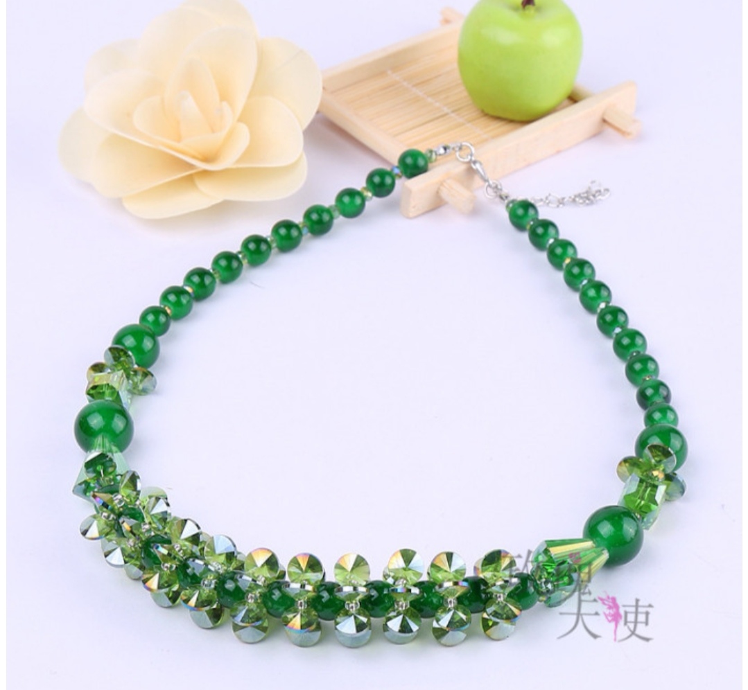 Rose Angel Original Korean jewelry, handcrafted crystal woven flower agate necklace, fashionable and versatile collarbone chain for women undefined