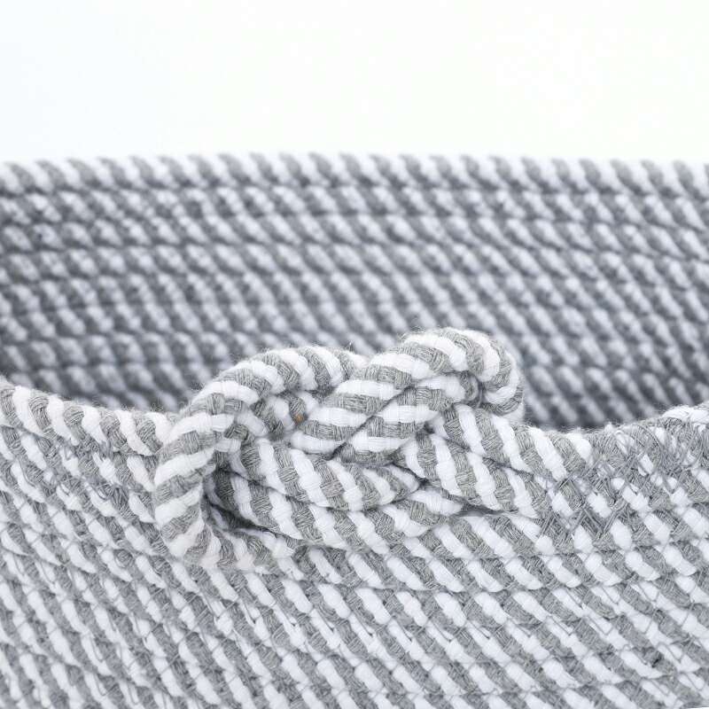 手套/冬季手套/儿童手套/防风手套/皮手套白底实物图