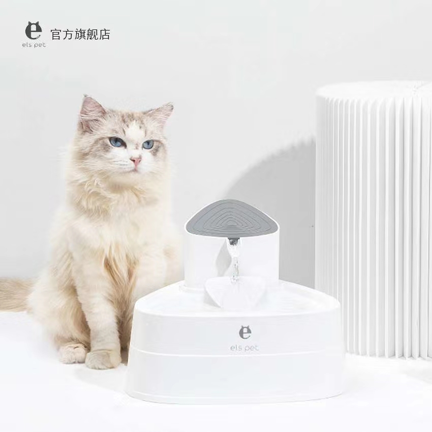 自动饮水机/宠物饮水机/宠物用品水机产品图