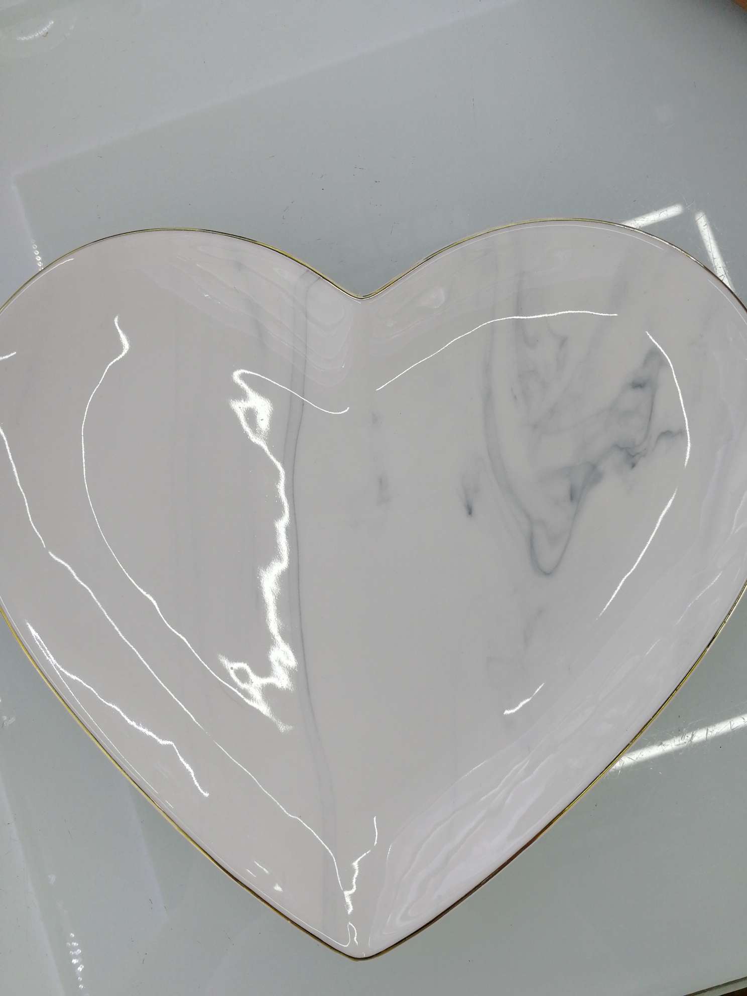 Marbled heart creative fashion simple love plate thumbnail