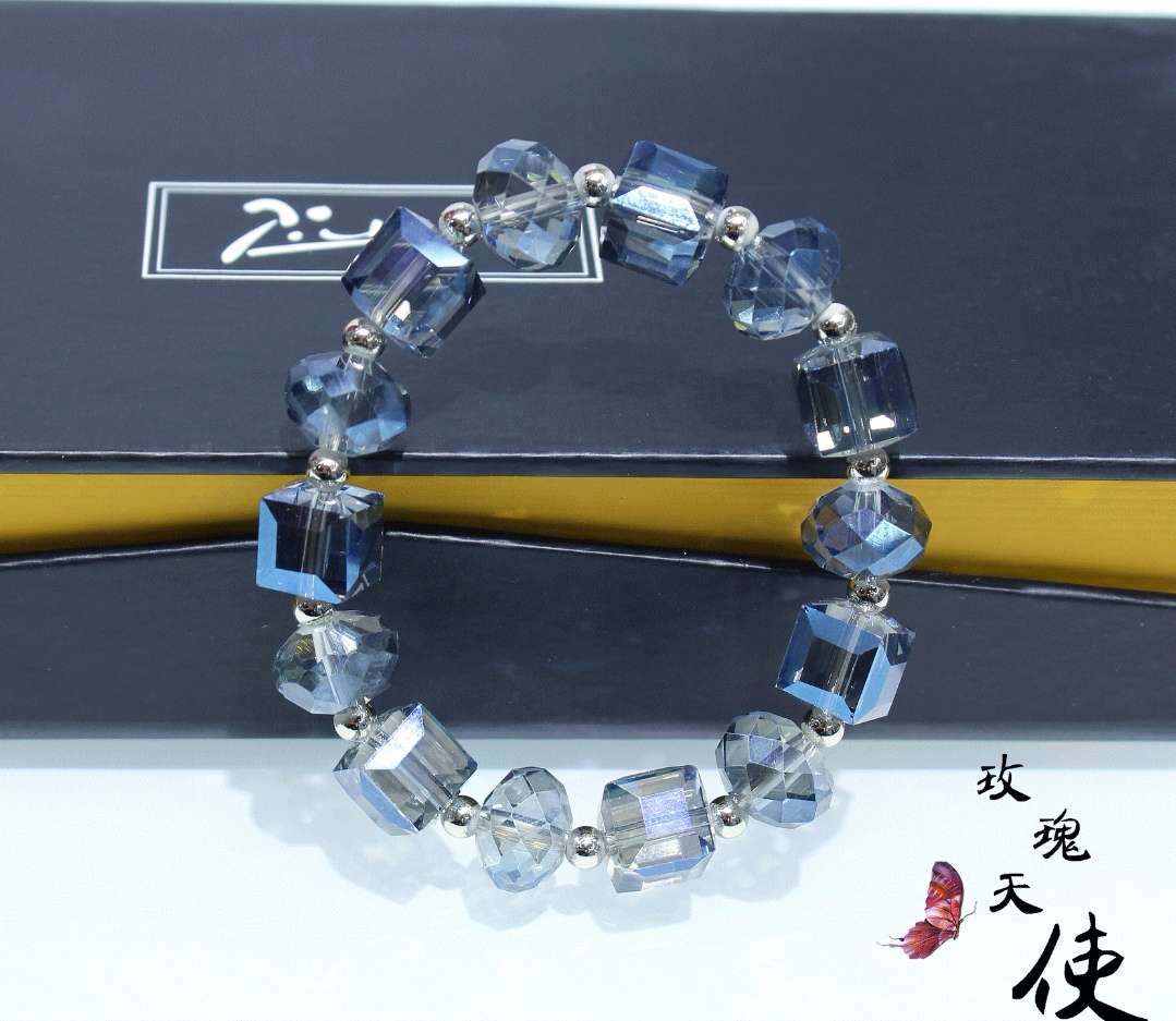 Rose Angel Austrian Crystal Cube Sugar Three-dimensional bracelet accessory, fashionable gift for women, Ocean Heart Swarovski bracelet Specification image
