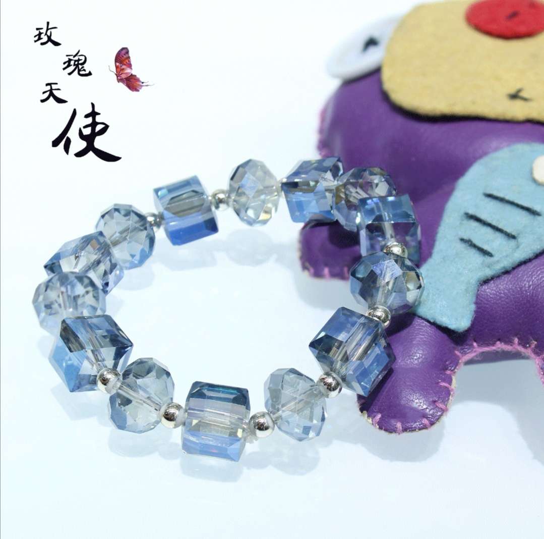 Rose Angel Austrian Crystal Cube Sugar Three-dimensional bracelet accessory, fashionable gift for women, Ocean Heart Swarovski bracelet details Picture