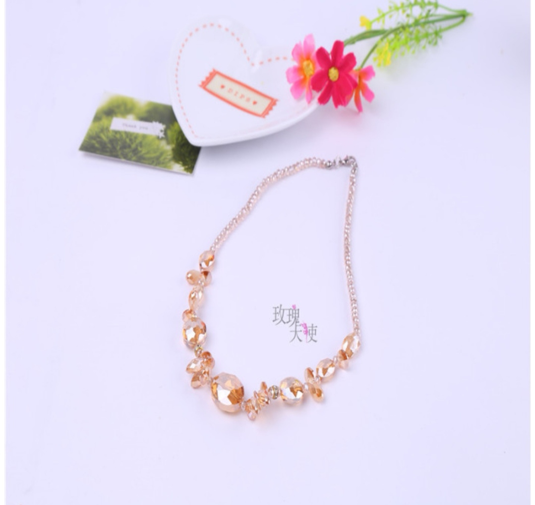 European and American simple accessory collarbone chain crystal water drop necklace details Picture