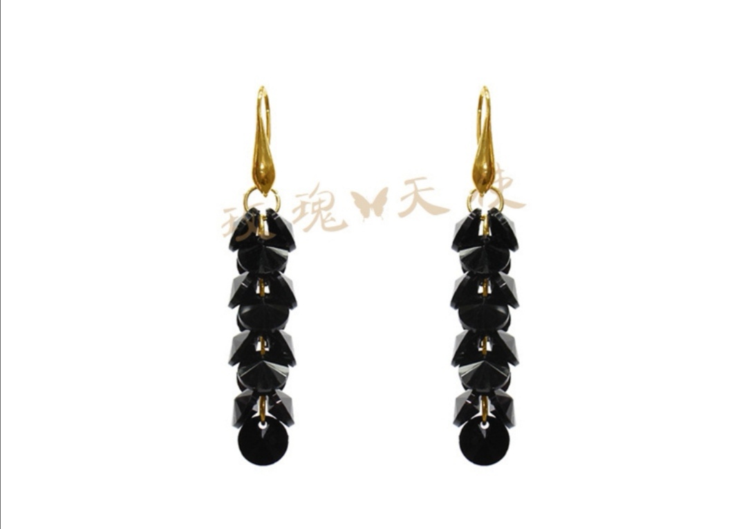 Wholesale of new high-end natural crystal earrings, crystal earrings, women's fashionable earrings, and multi-color crystal earrings Specification image