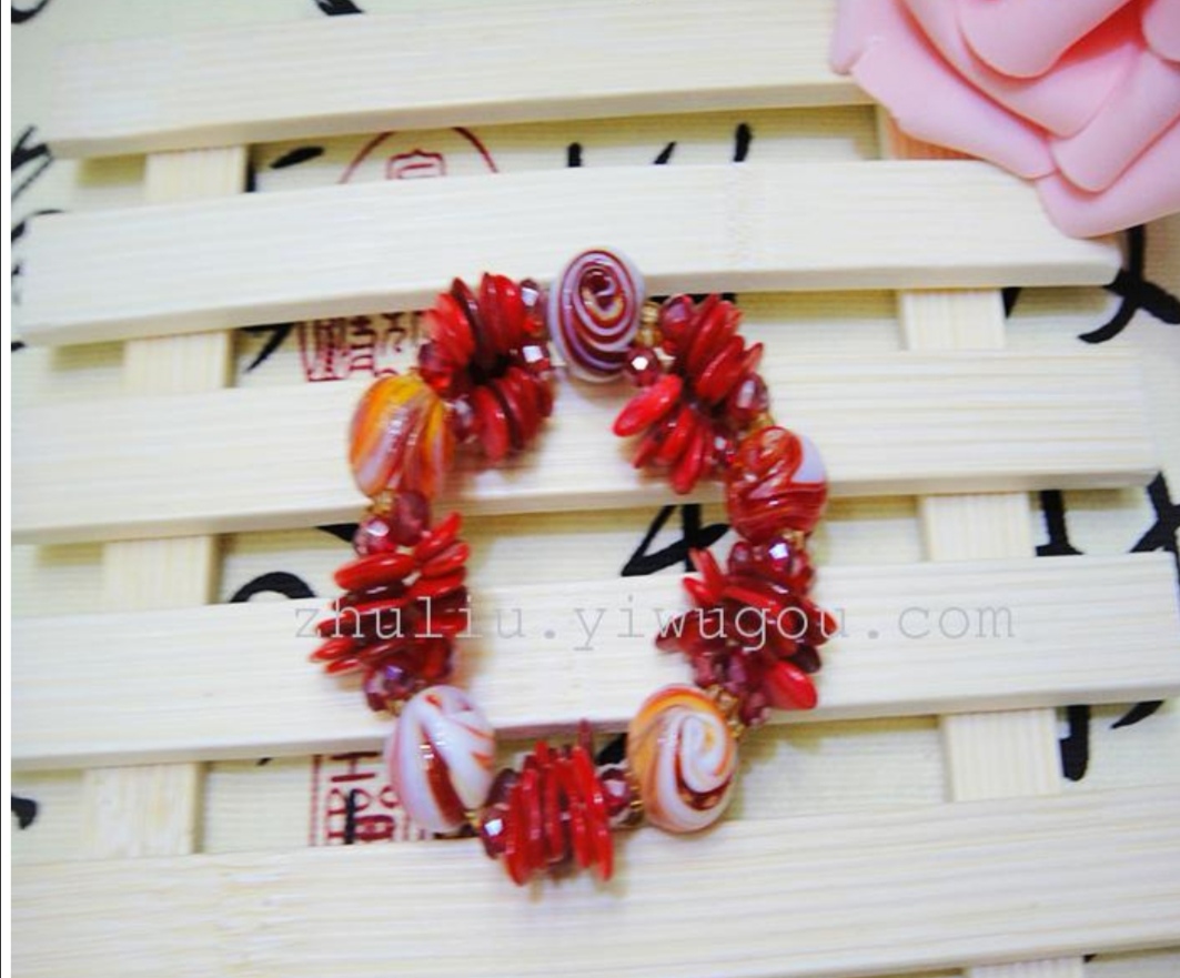 Original Korean-style fashionable shell crystal bracelet and glass women's bracelet gift Application Scenario