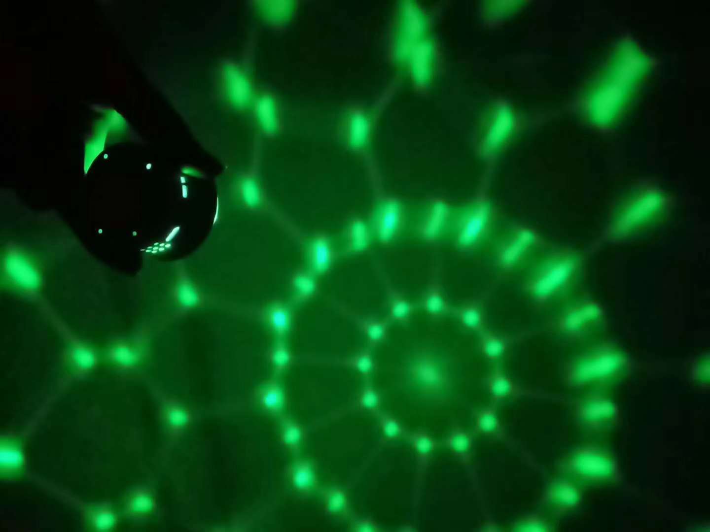 感应舞台灯细节图