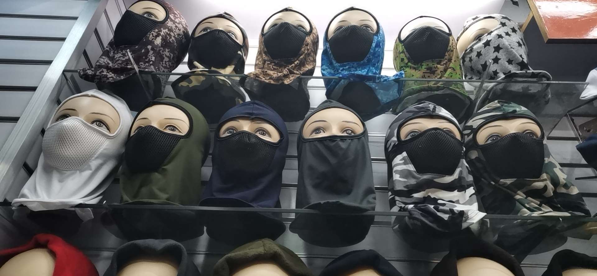 Cowl