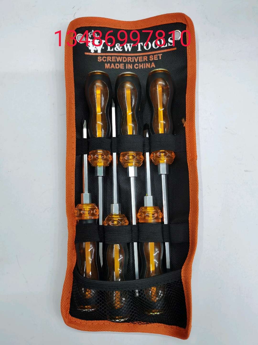 Combination tools Six screwdrivers undefined