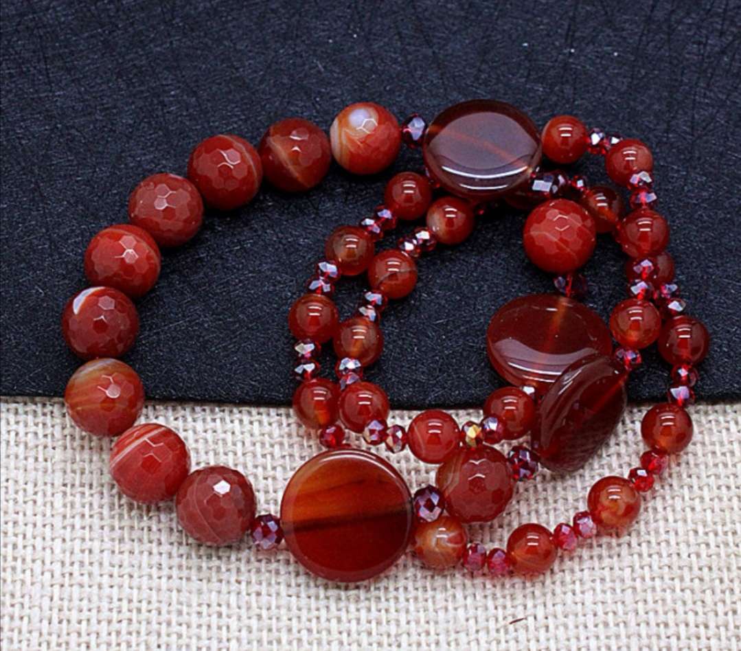 Handcrafted high-end natural red and green agate long sweater chain, luxurious and elegant, versatile necklace for women Specification image