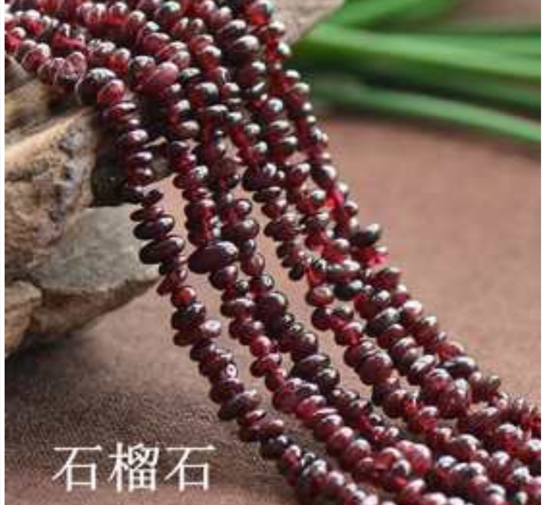 Wholesale of diy jewelry accessories for natural crushed stone, scattered beads and crushed stone crystal bracelets and necklaces undefined