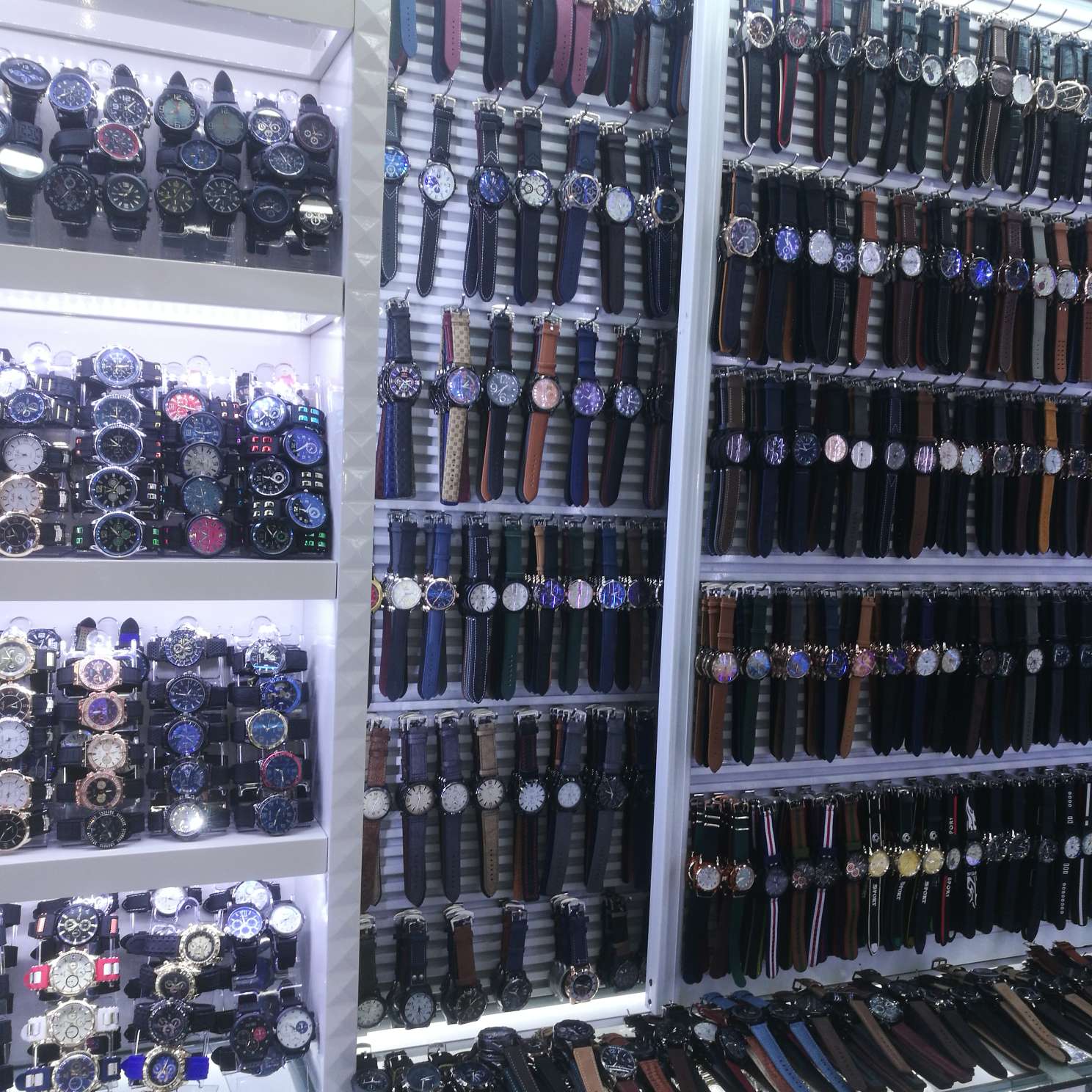 AnROUB Watch Factory describe pic - 1
